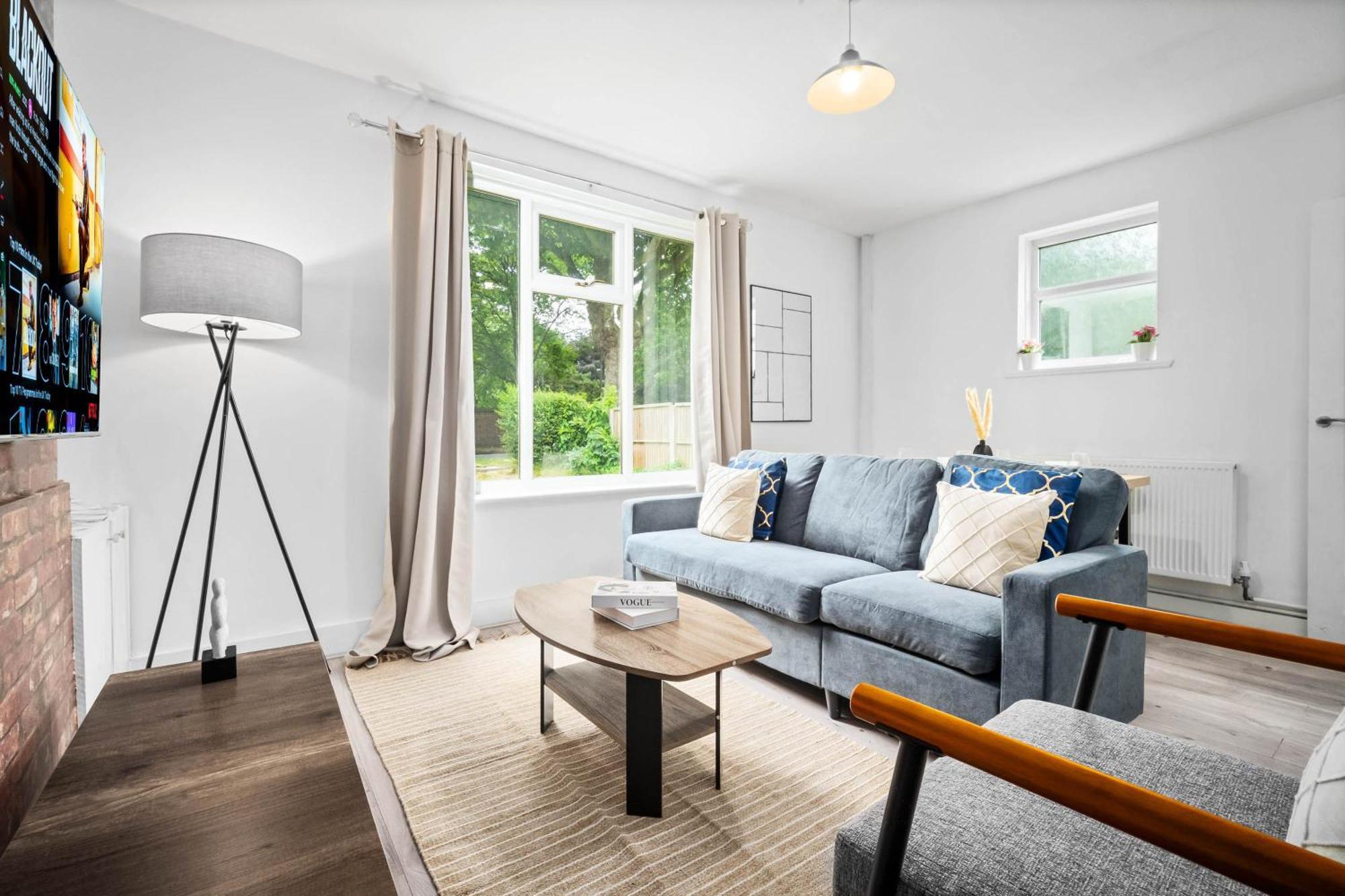 Three Bedroom House - Parking & Garden - Netflix - Wifi - Great Location - 215R Birmingham Eksteriør billede