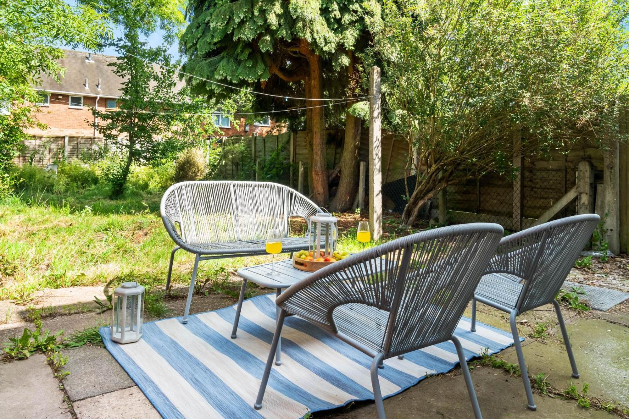 Three Bedroom House - Parking & Garden - Netflix - Wifi - Great Location - 215R Birmingham Eksteriør billede